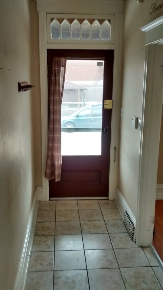 72 Campbell Ave - Photo 2 of 23