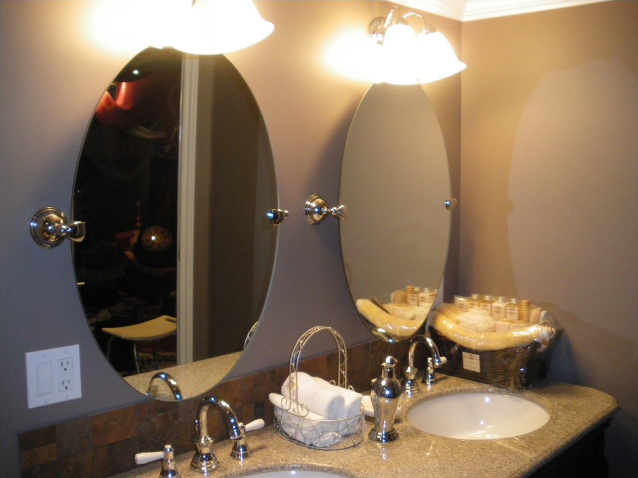 2934 Heckbert Pl - Photo 2 of 4