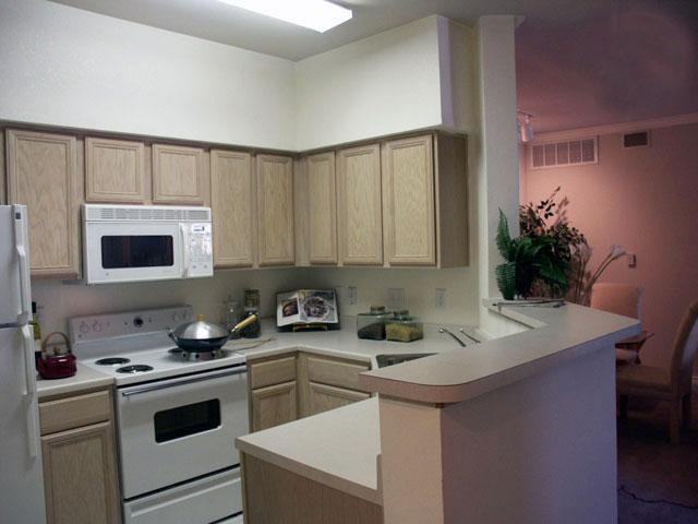 2291 Rockbrook Dr #11 - Photo 2 of 3