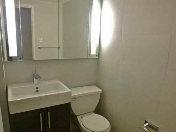 77 Jones St - Photo 3 of 3