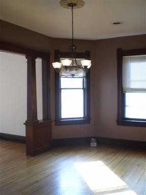 134 N Longwood St - Photo 3 of 17