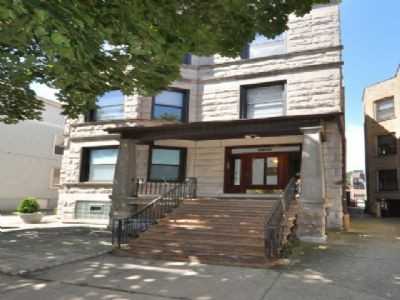 3918 N Janssen Ave #1