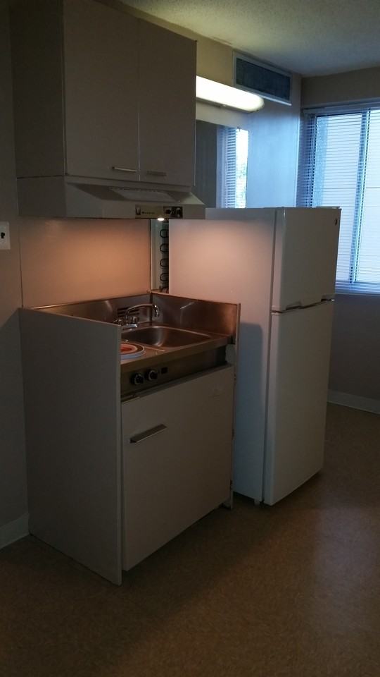 400 Highland Rd #001 - Photo 2 of 4