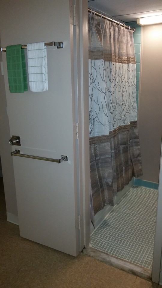 400 Highland Rd #001 - Photo 3 of 4