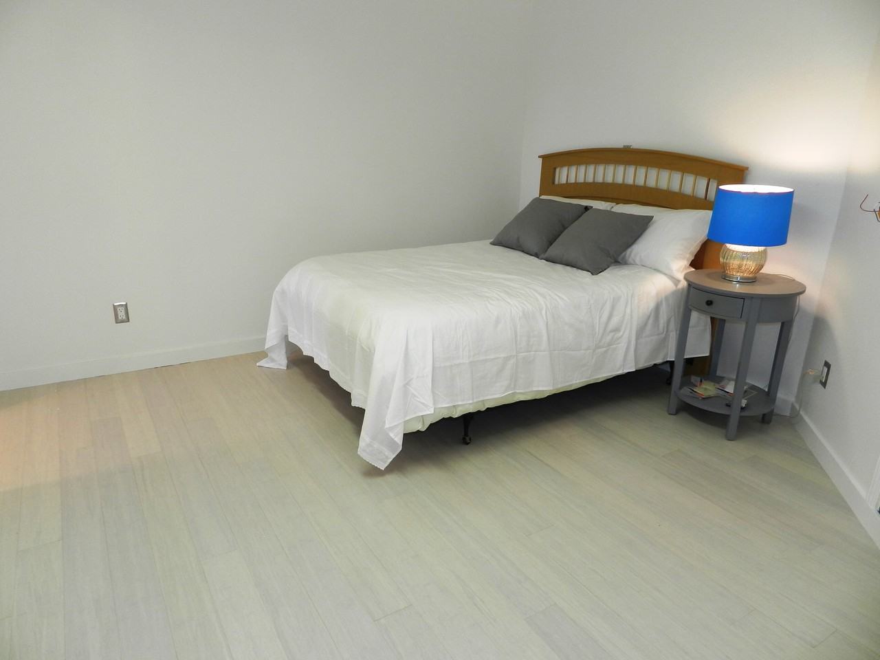 571 Hillcrest Way - Photo 3 of 8