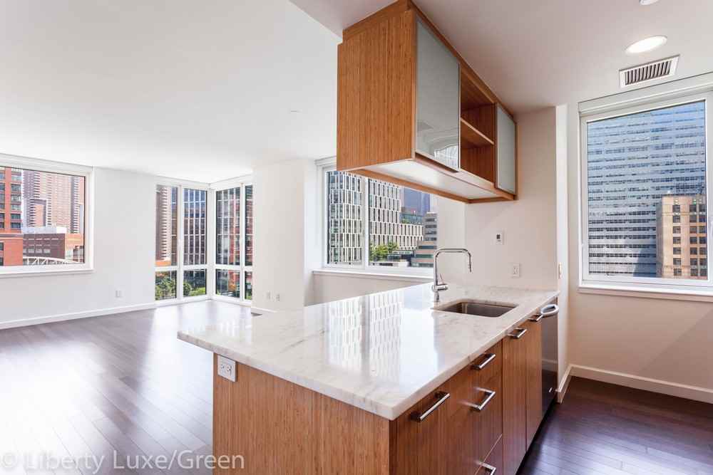 202 North End Blvd #4PQ - Photo 2 of 11