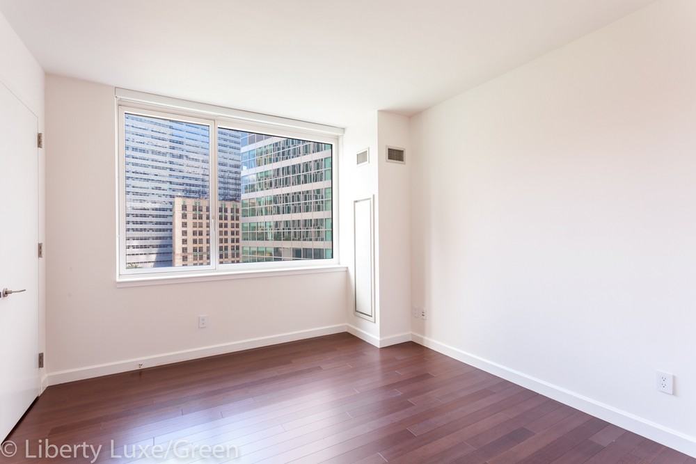 202 North End Blvd #4PQ - Photo 3 of 11