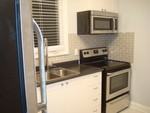 230 Hibbert Ave - Photo 2 of 7