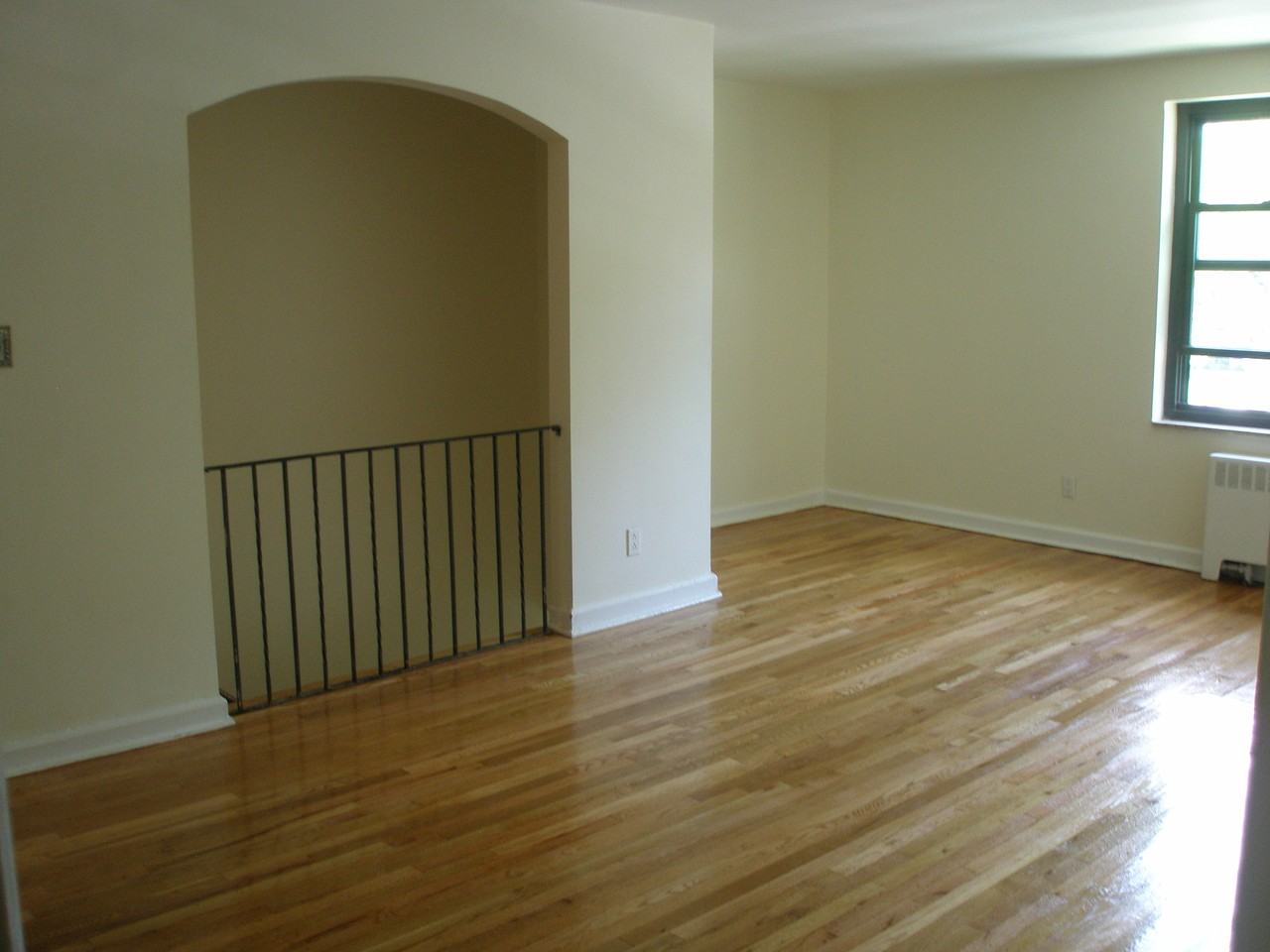 Castleton Ave 2FL, New York, NY 10301 1 Bedroom Apartment for Rent