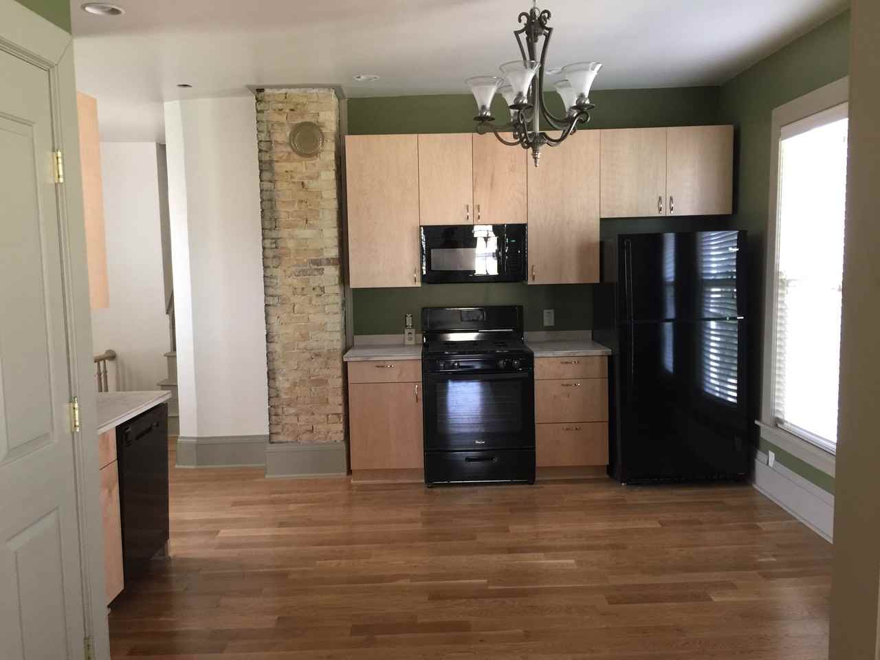 313 W Brown St #2 - Photo 2 of 12