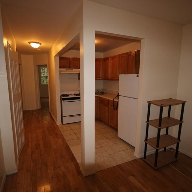 793 Lexington Ave 1 - Photo 3 of 11