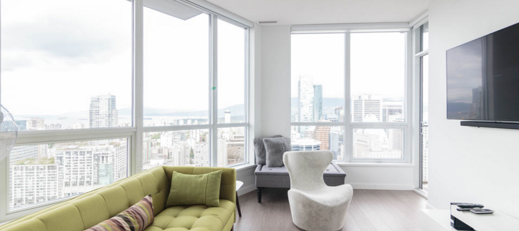 833 Seymour St - Photo 2 of 12