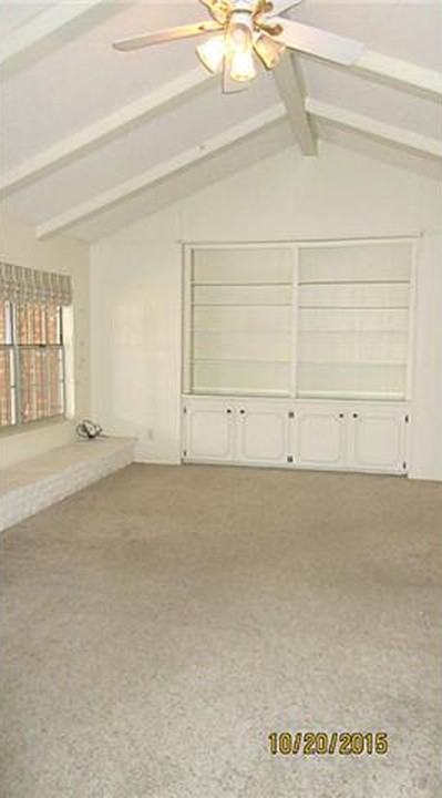 6404 Los Robles Dr - Photo 2 of 6