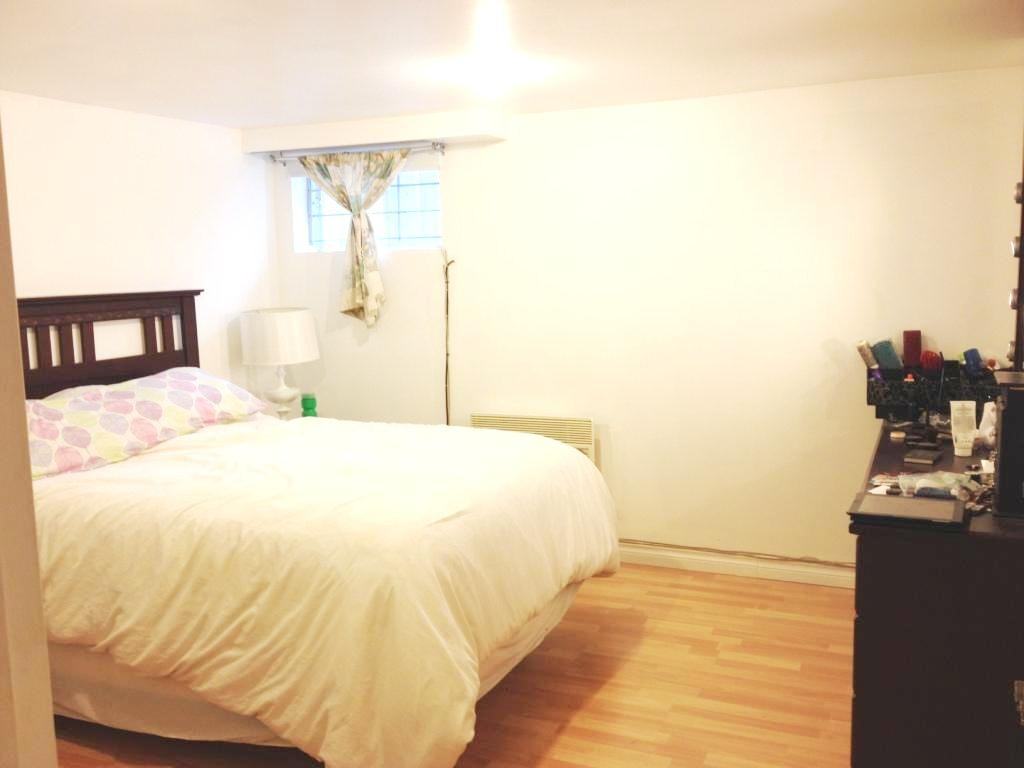 8921 Rue Basile Routhier #A - Photo 2 of 10