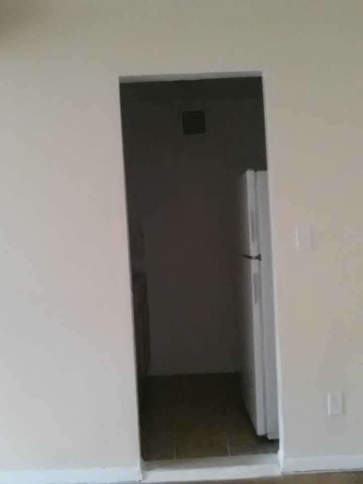 2522 Frisby Ave - Photo 3 of 4
