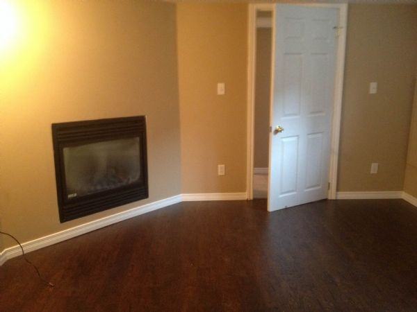 77 Cedar St S - Photo 3 of 4