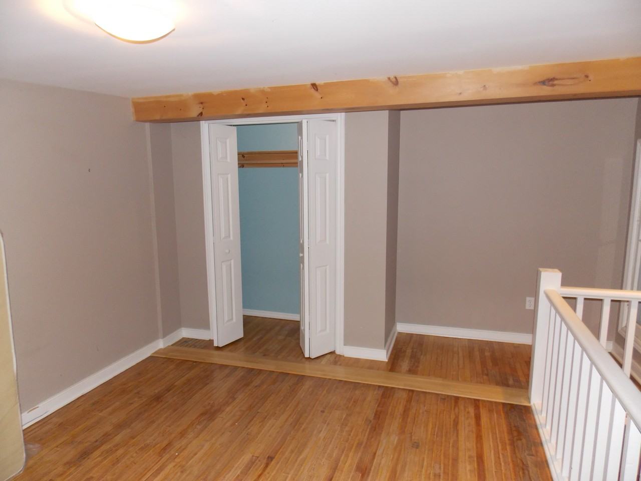 232 King St E #A - Photo 2 of 17
