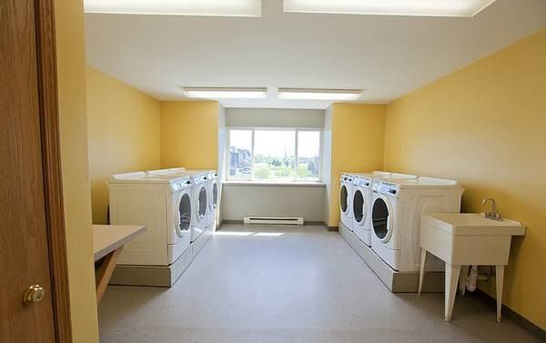 550 W Riverwood Dr #307 - Photo 3 of 13