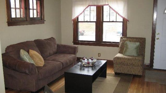 4423 Bloomington Ave S - Photo 3 of 4