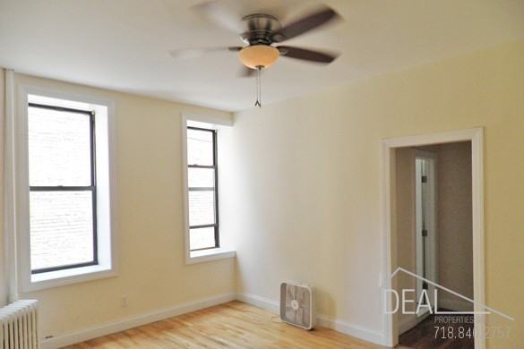942 Washington Ave #1C - Photo 2 of 5