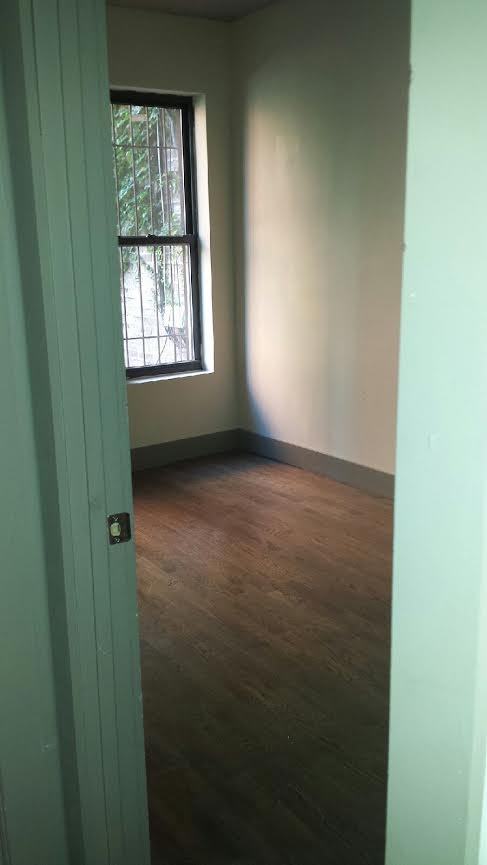 1615 St Johns Pl - Photo 2 of 5