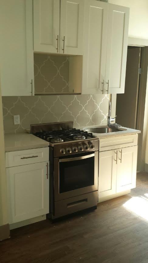 1615 St Johns Pl - Photo 3 of 5