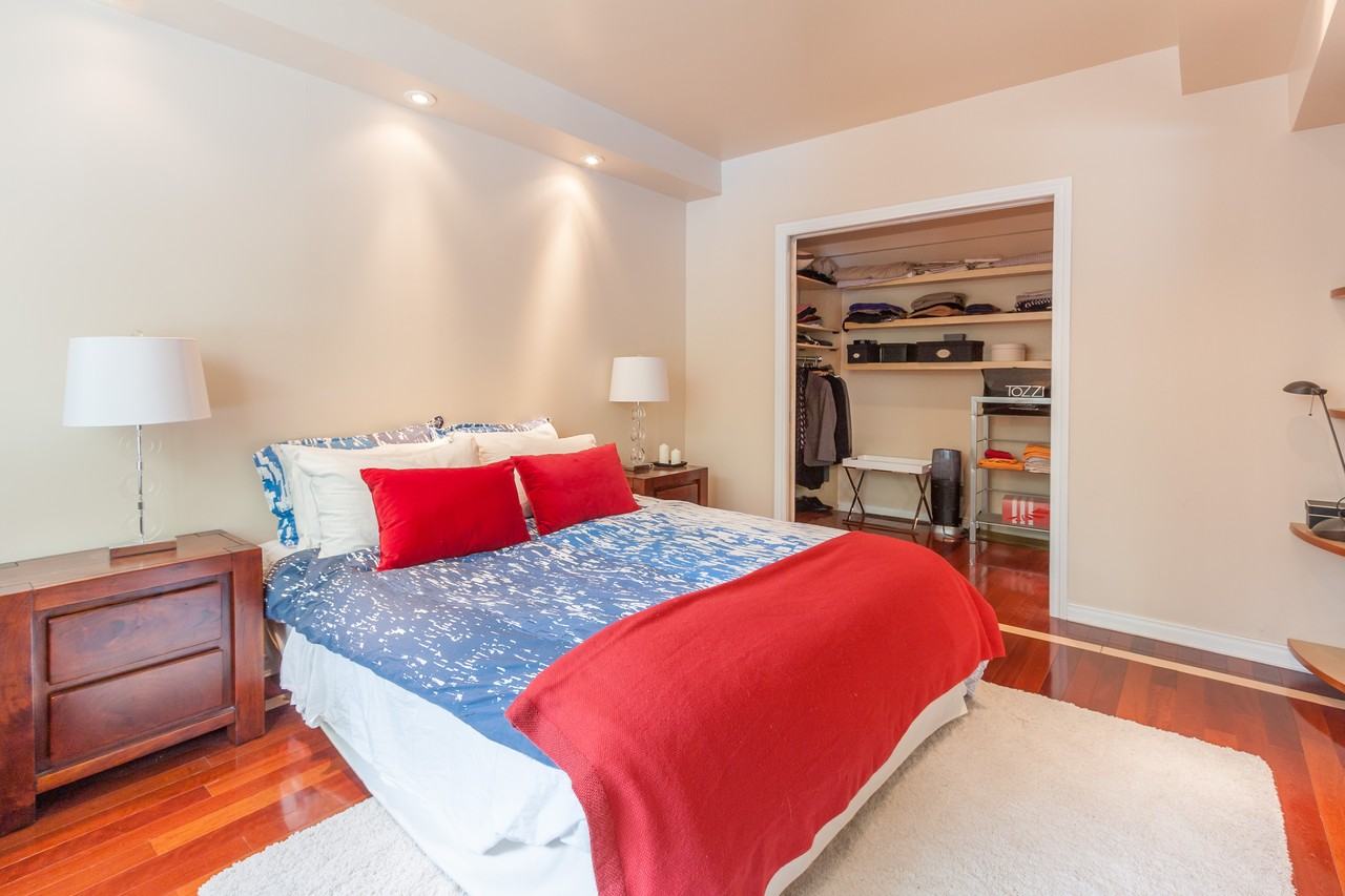 1545 Avenue du DocteurPenfield 302, Montréal, QC H3G 1C7 1 Bedroom