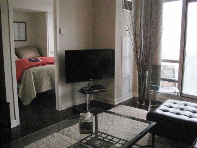 397 Front St E - Photo 3 of 9