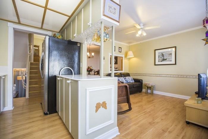 19 Peary Way - Photo 2 of 10