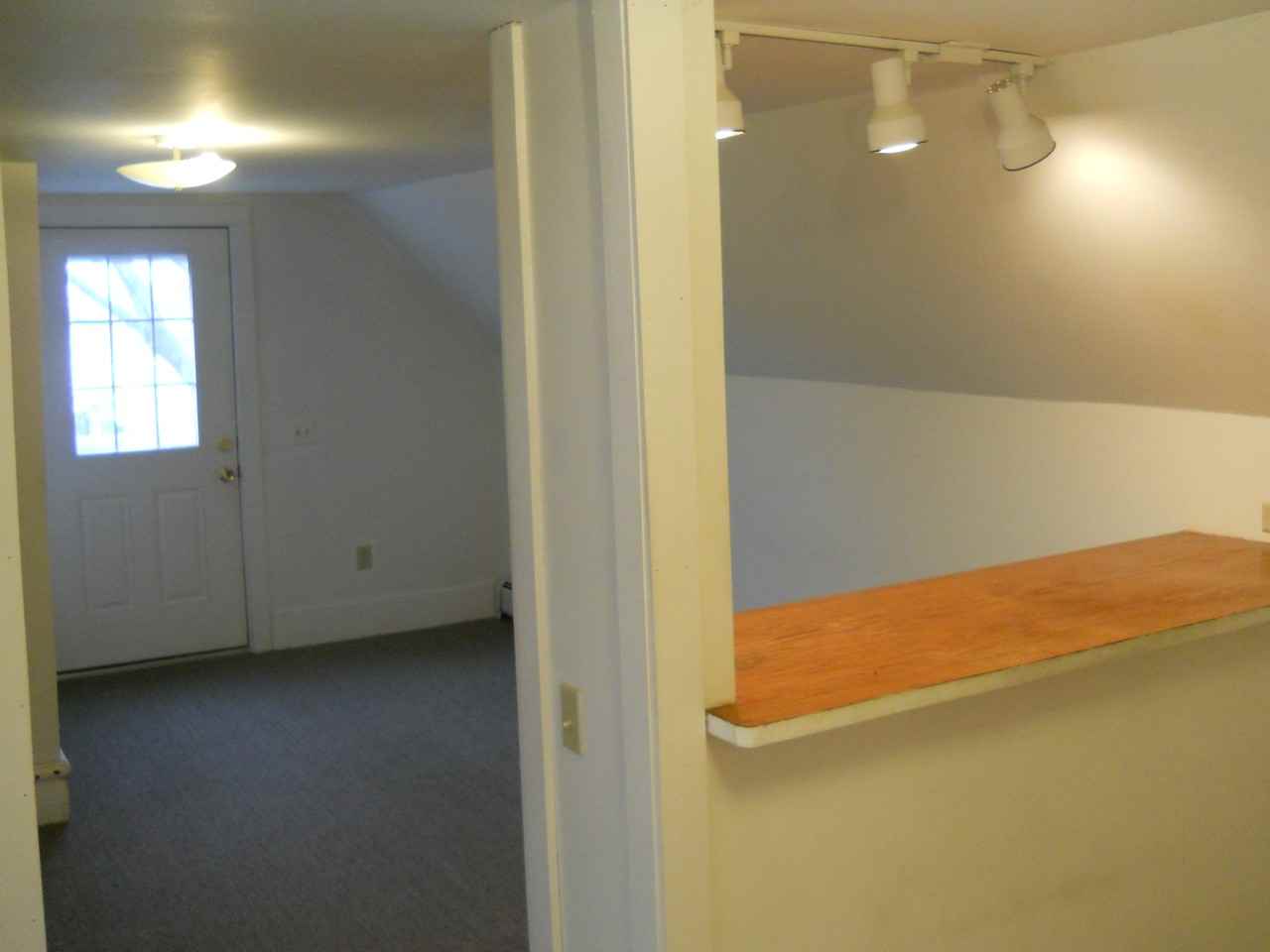 43 N Willard St #2 - Photo 4 of 11