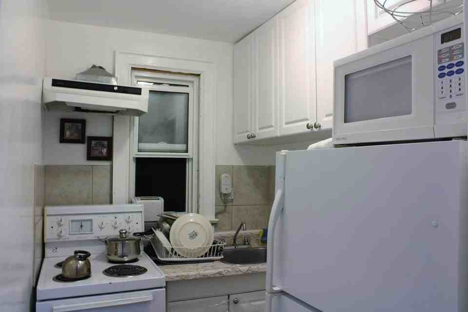 38 Craydon Ave - Photo 3 of 20