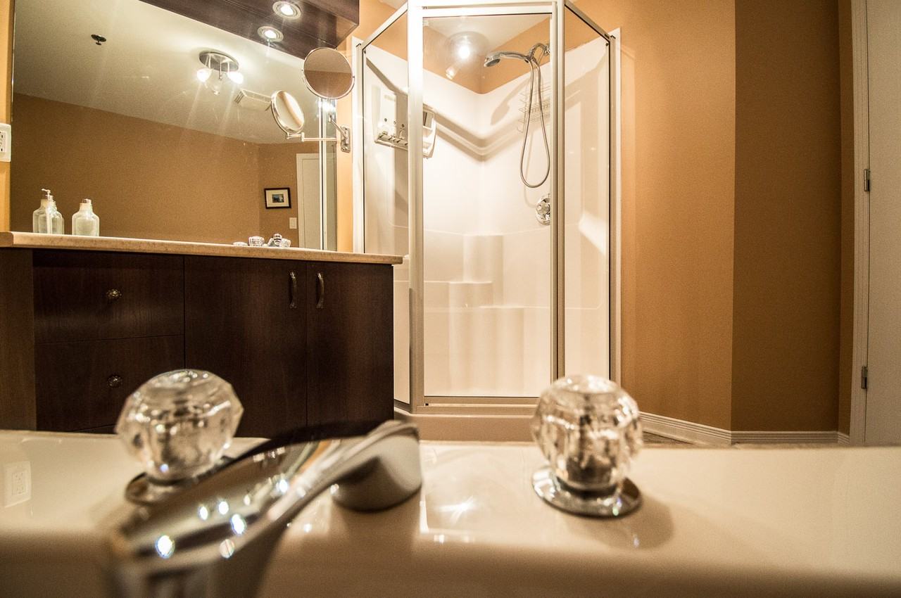 1315 Rue Notre-Dame O #301 - Photo 3 of 9