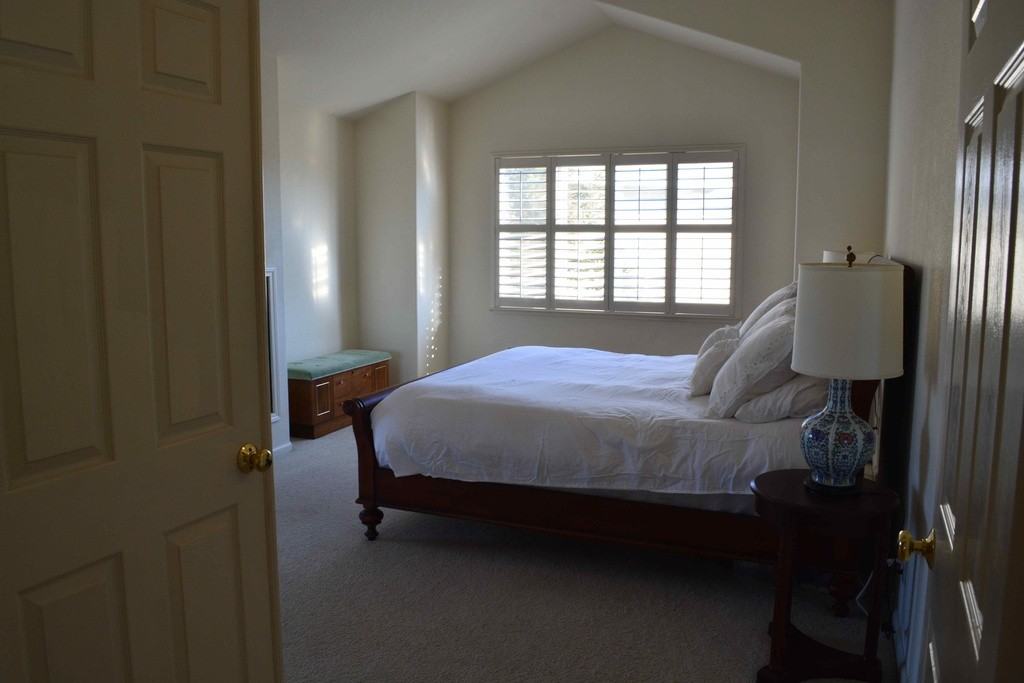 50 Baypoint Village Dr - Photo 3 of 6