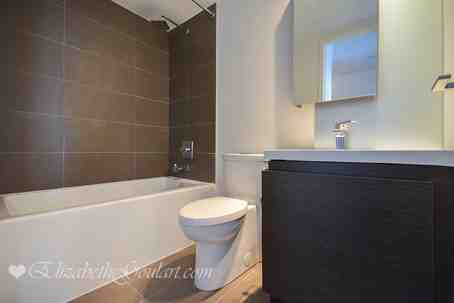 1030 King St W - Photo 4 of 11