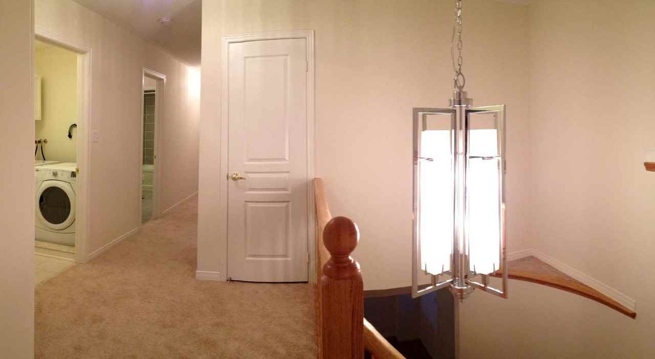 1280 Blencowe Cres - Photo 3 of 14