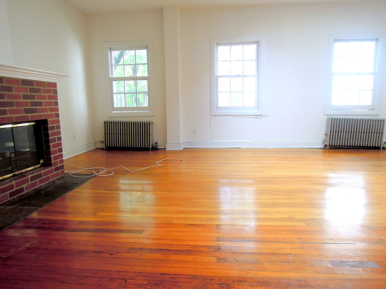 461 6th Ave - Photo 2 of 8