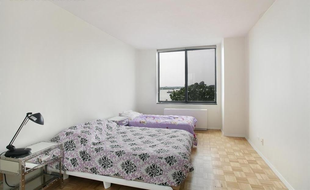 378 Rector Pl 8F - Photo 2 of 2