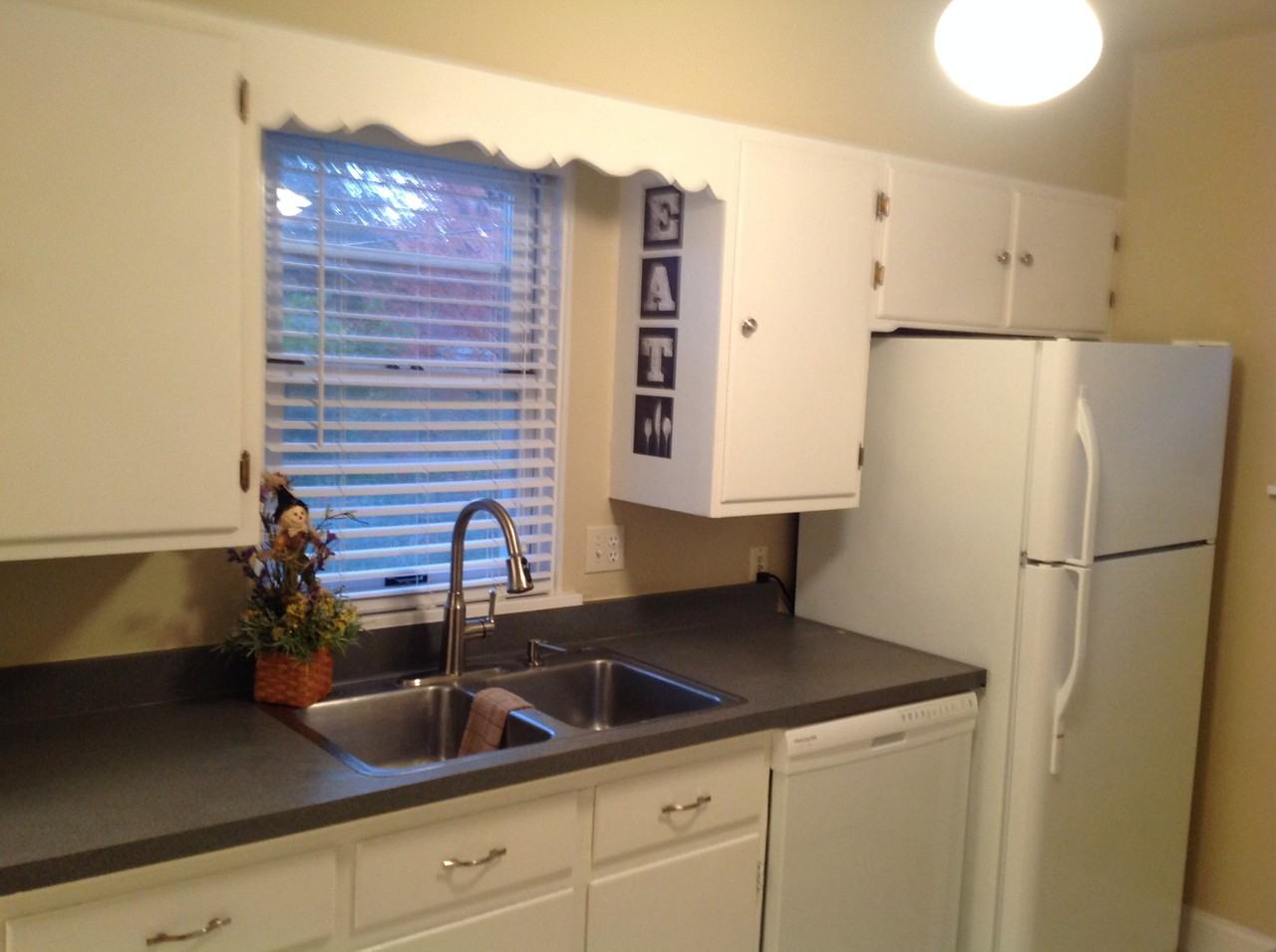 2020 Cumberland St - Photo 2 of 14