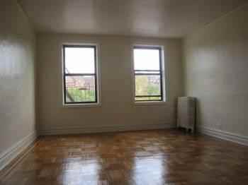 2082 Bronx Park E #102E - Photo 2 of 6