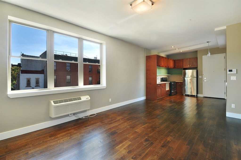 167 Tompkins Ave #SG4