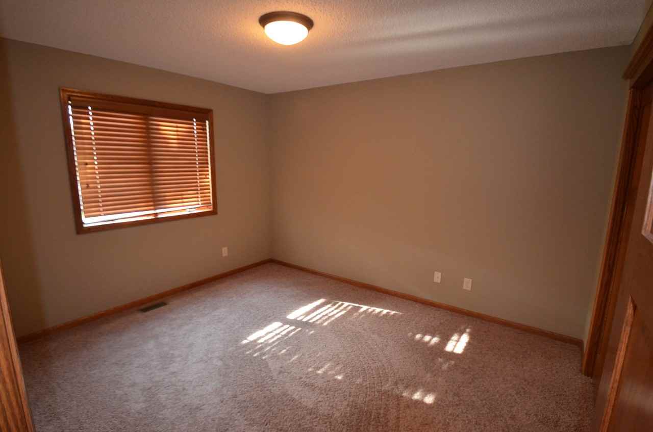 11019 7 Pines Ln - Photo 2 of 14