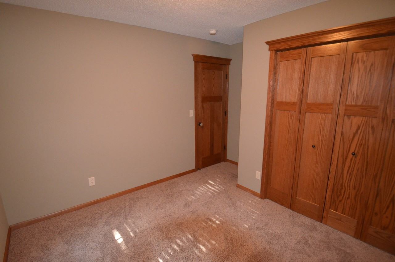 11019 7 Pines Ln - Photo 3 of 14