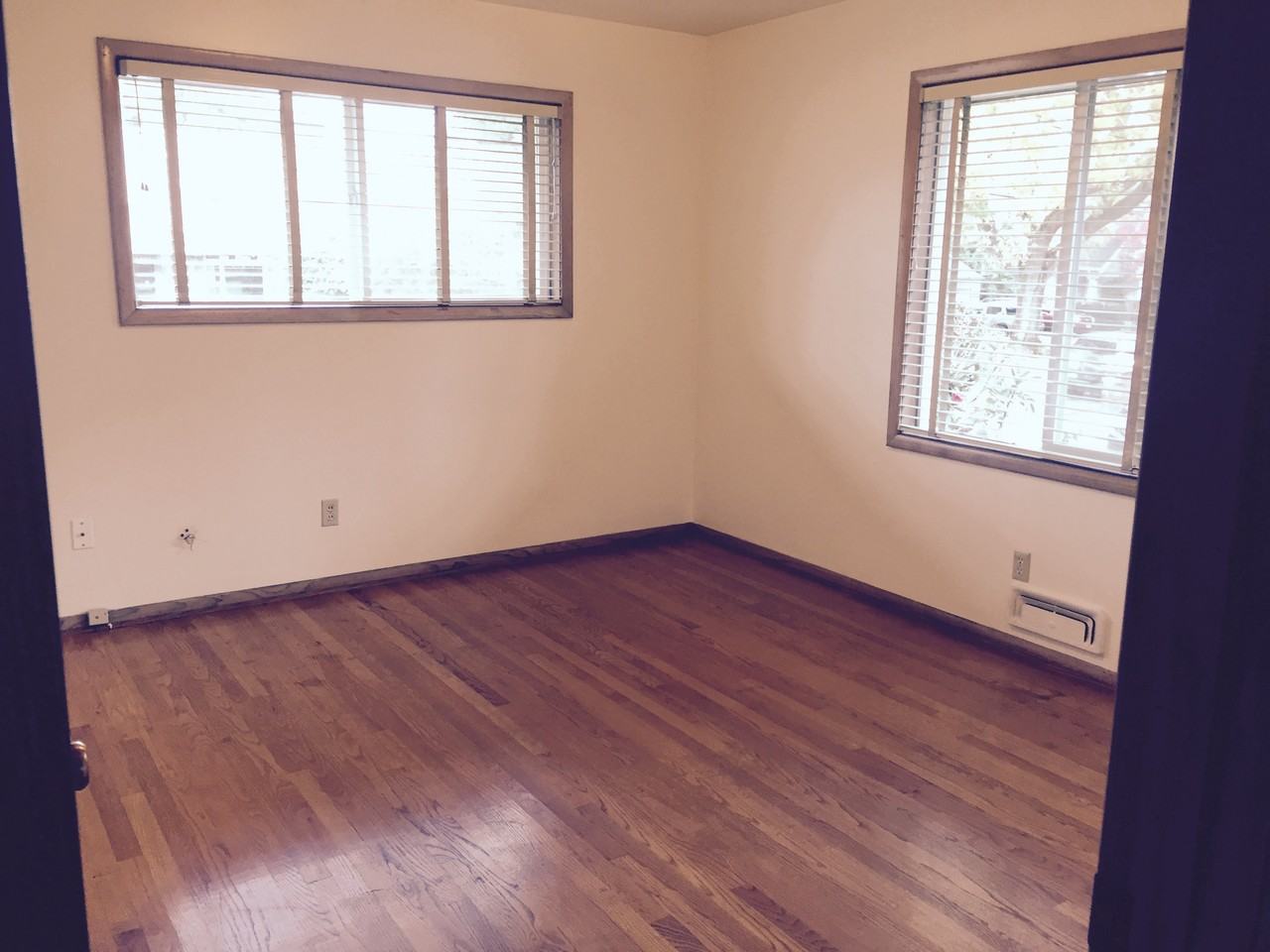 3440 SE Francis St - Photo 2 of 7