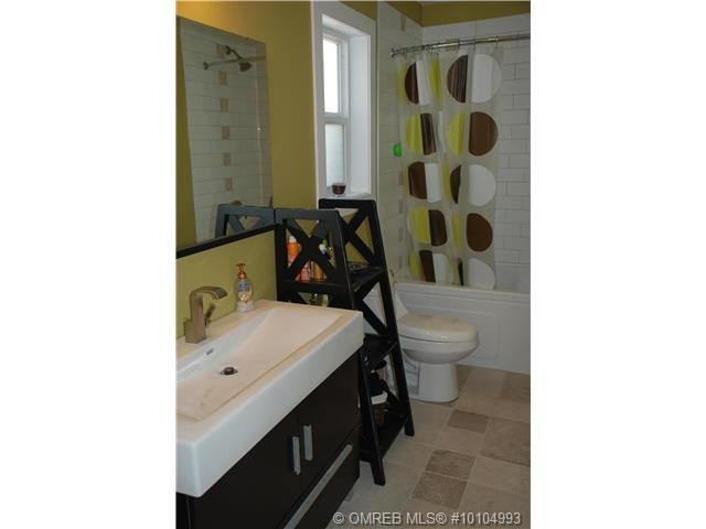 7042 Foothills Pl - Photo 3 of 6