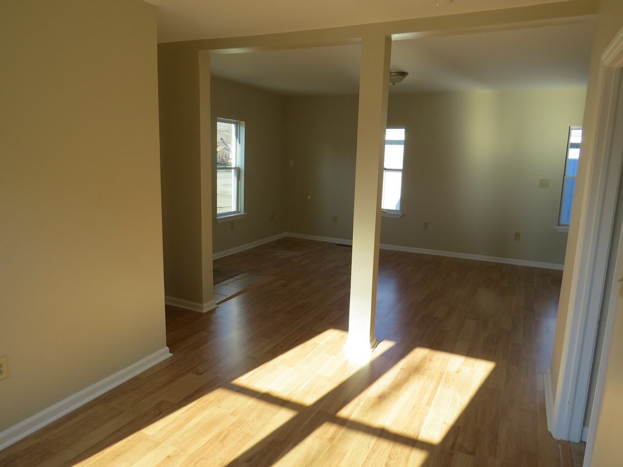 1888 Grand Central Ave - Photo 2 of 9