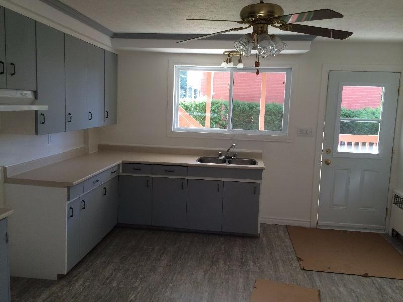 2590 Rue Gadbois #5 - Photo 3 of 9