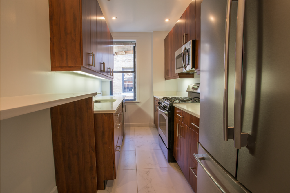 634 W 151st St 6B - Photo 2 of 5