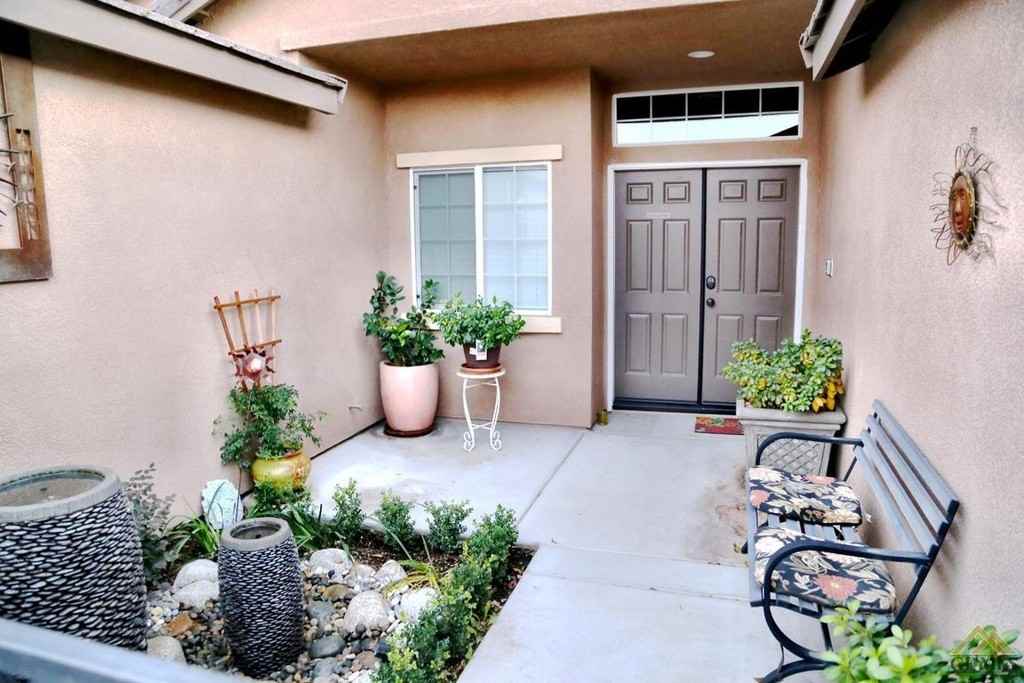 10809 Seriana Dr - Photo 3 of 14