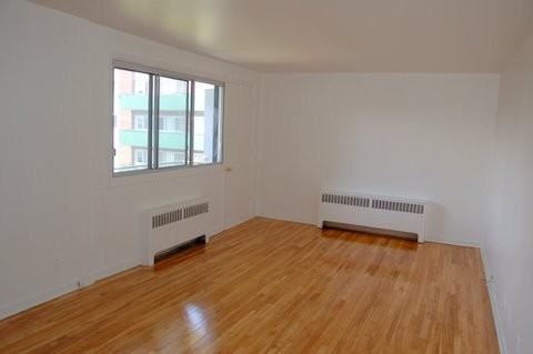 240 Rue Lawrence #218 - Photo 3 of 6