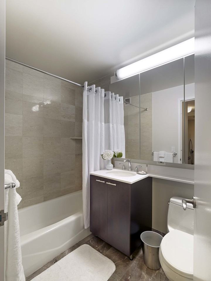85 Horatio St #328